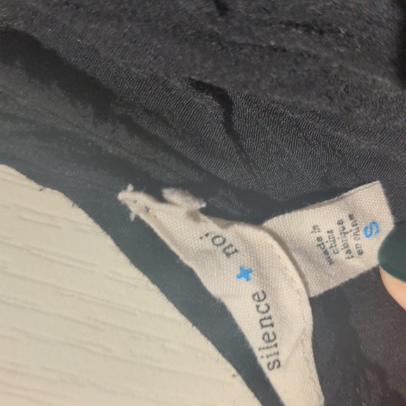 Silence + Noise - black open back tank top - Picture 2 of 3